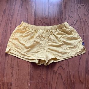Patagonia Women’s Barely Baggies Shorts 2 1/2